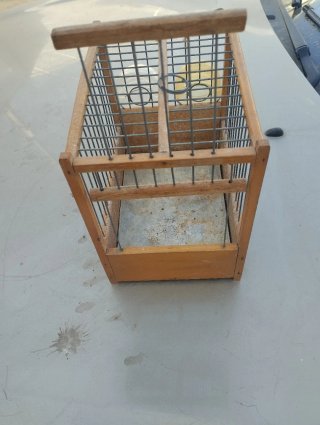 Transportines madera antiguos para jilgueros