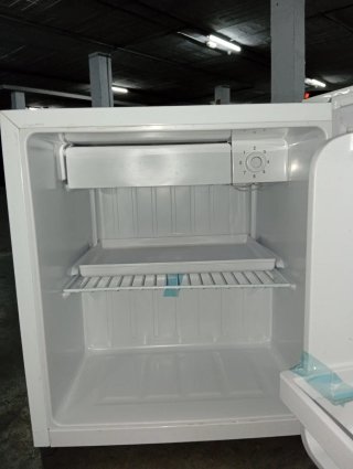 Nevera Mini - pequeña, marca OK. Ideal Camping