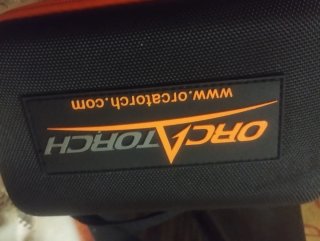 Linterna de buceo OrcaTorch D710