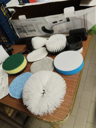 Spazzola Elettrica Multifunzione 9 in 1