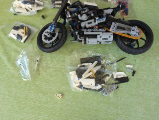 Lego Technic BMW M 1000 RR 1:5 (42130)