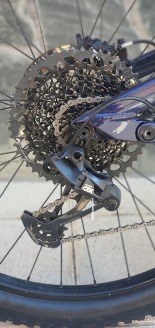 Bicicleta Cannondale Moterra Neo Carbon 2