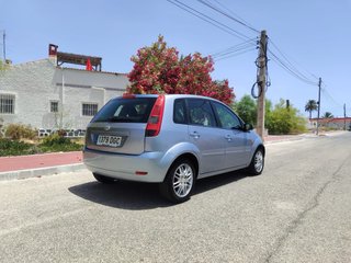 Ford Fiesta 1.4 80cv