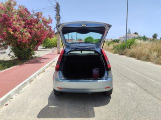 Ford Fiesta 1.4 80cv