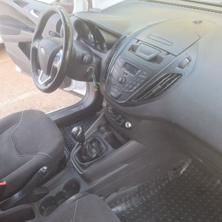 Ford Transit Courier 2020