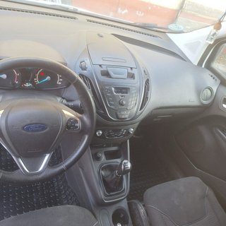 Ford Transit Courier 2020