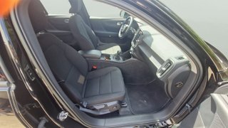 Volvo XC40 T2 Essential 95 kW (129 CV)
