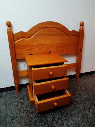 Cabecero y mesita de noche pino