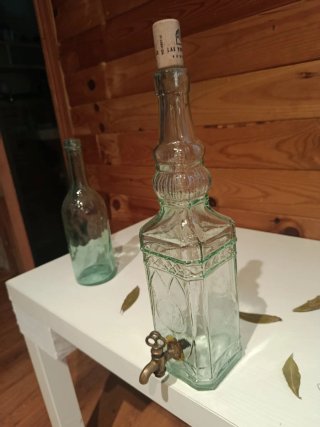 Bottiglie antiche decorative