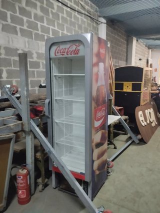 Nevera Coca-Cola
