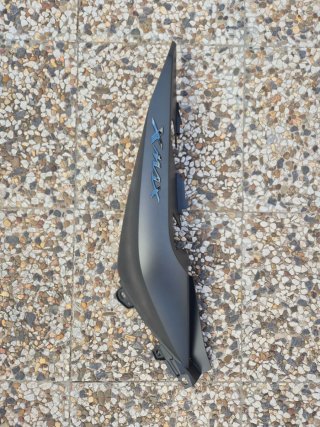Tapa Lateral Derecha Yamaha XMAX 18-23