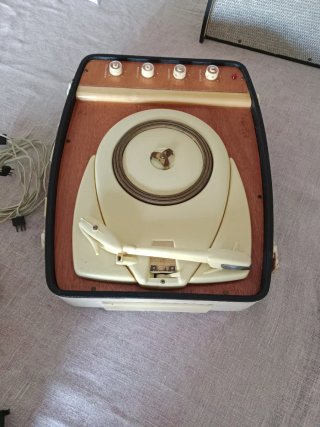 Tocadiscos Vintage Años 60 Portátil