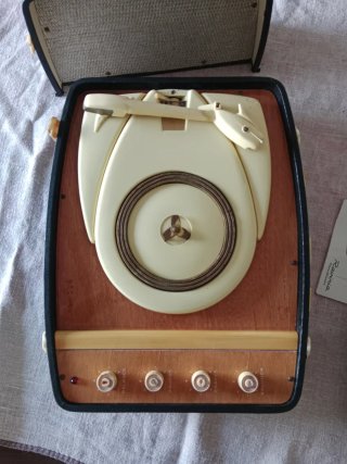 Tocadiscos Vintage Años 60 Portátil