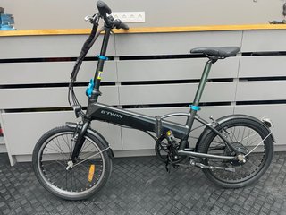 Bicicleta eléctrica Btwin plegable