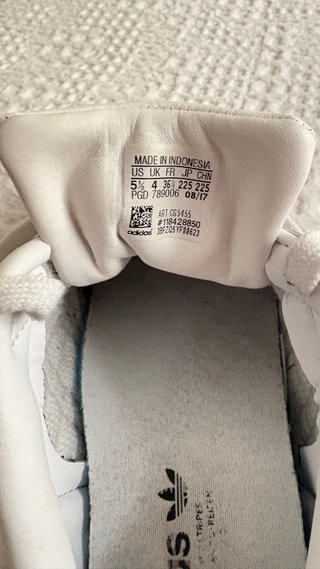 Deportivas Adidas Superstar Blancas y Plateadas