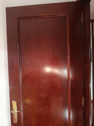 Puertas de madera maciza interiores