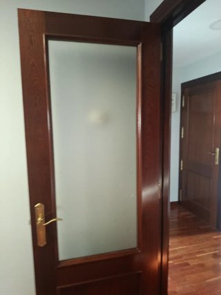 Puertas de madera maciza interiores
