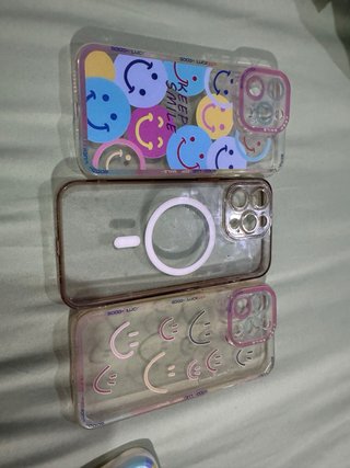 iPhone 15 Pro Max 256GB + 15 fundas