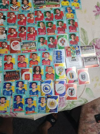 Álbum Mundial 2026 + 180 cromos sin repetir