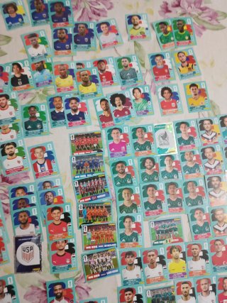 Álbum Mundial 2026 + 180 cromos sin repetir