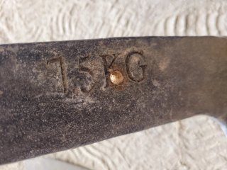 2 anclas de barco con cadena y cabo