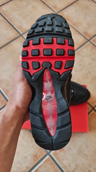 Nike Air Max 95 - Talla 42