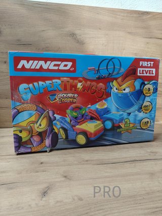 Circuito de slot a escala 1/50 con dos vehículos - Ninco