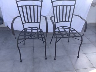 2 Sillas de Metal Marrón Oscuro