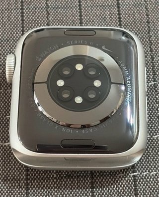 Apple Watch Series 6 Nike (GPS) -correa a estrenar