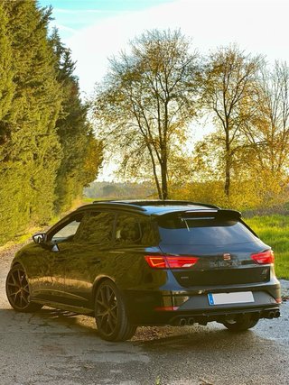 SEAT Leon Cupra 2020