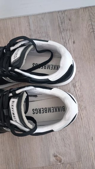 Zapatillas Bikkembergs Negras y Blancas