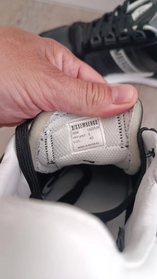 Zapatillas Bikkembergs Negras y Blancas