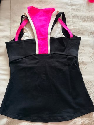 C2: Camiseta ciclismo Royca negra y rosa tirantes