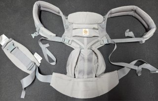 Mochila portabebé Ergobaby Omni 360 Gris
