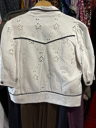 Blusa Zara bordada blanca