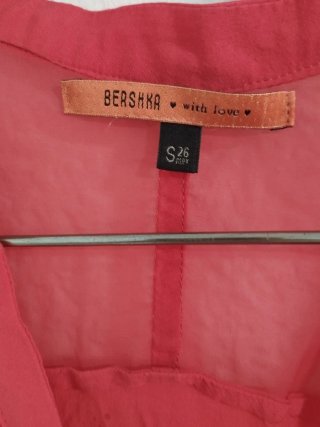 Blusa coral Bershka talla S