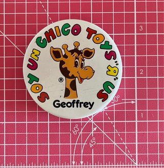 Chapa Toys'r'us Geoffrey