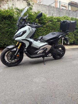 Honda X-ADV 750cc Automática