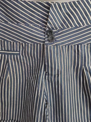 Pantalón corto mujer rayas azul y blanco