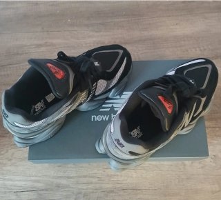 Zapatillas New Balance 9060 Negro/Gris