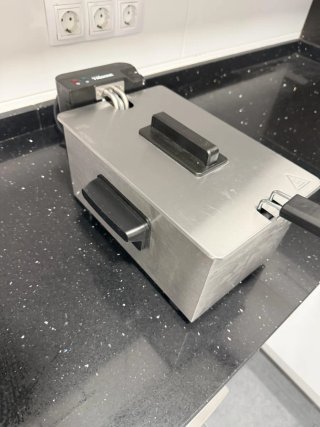 Freidora Tristar FR-9326 - Como Nueva