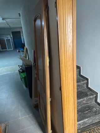 Puerta de madera interior