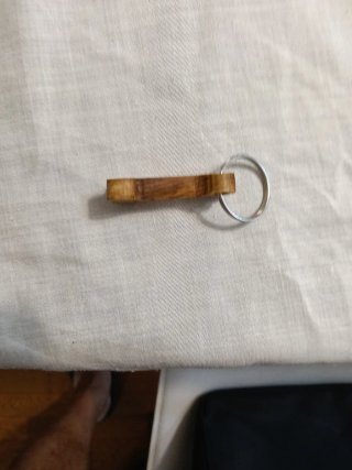 Portachiavi legno forma osso fatto a mano