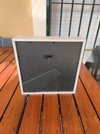Quadro di piastrelle incorniciato con olio e enceustica