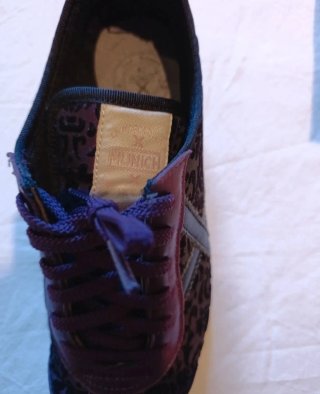 Zapatillas Munich Mujer Moradas Talla 40