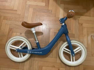 Bicicleta equilibrio Kinderkraft azul