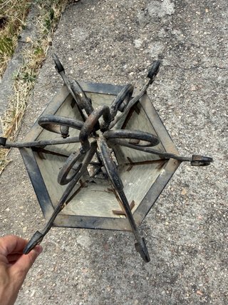 Farol de techo de hierro forjado