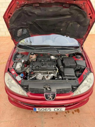 Peugeot 206 2002