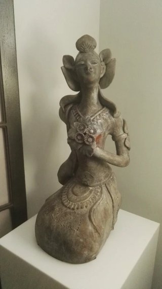 Figura Balinesa Terracota