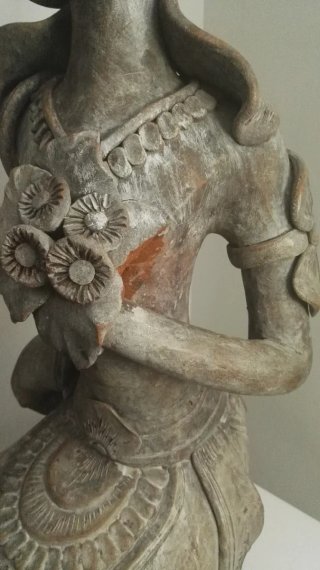Figura Balinesa Terracota